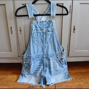 American Eagle jean overall shorts